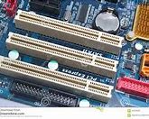 Slot Ekspansi Pada Motherboard